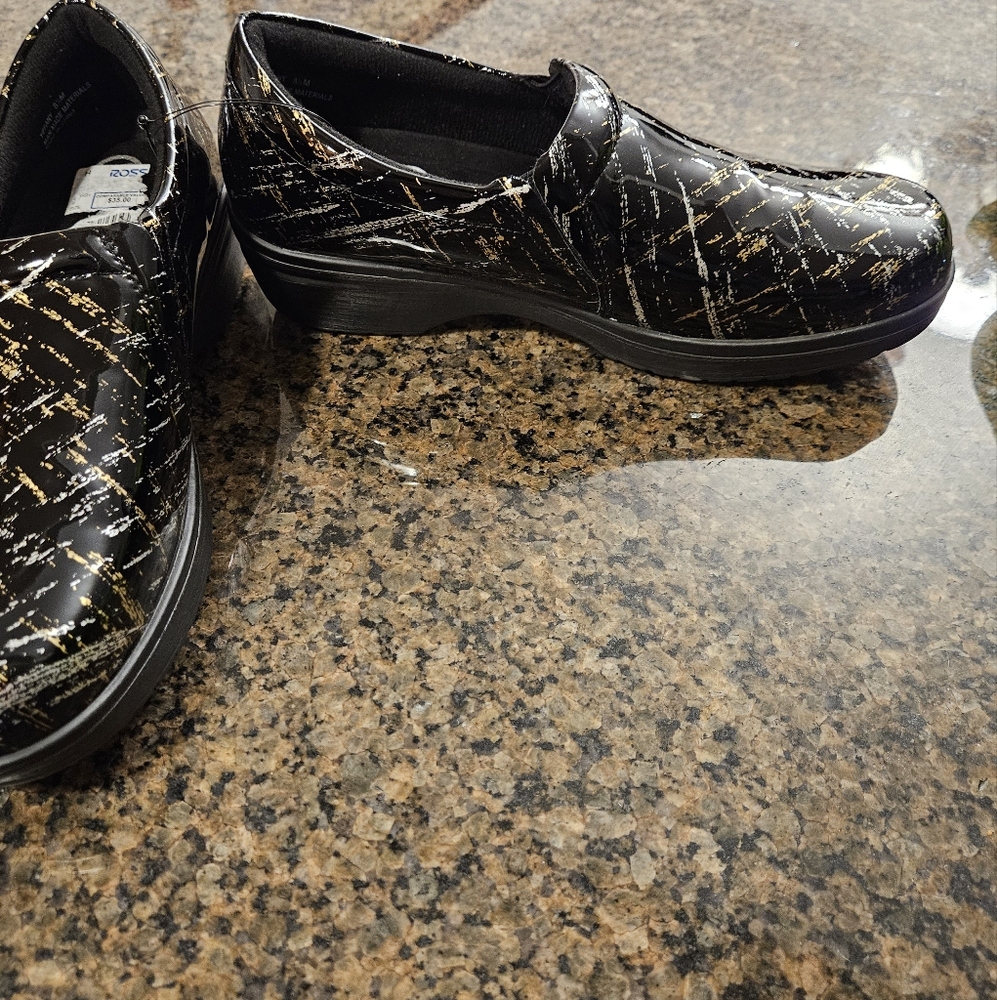 Easy Street comfort work shoe Black and Gold Loafers with Glossy Finish - Picture 2 of 4